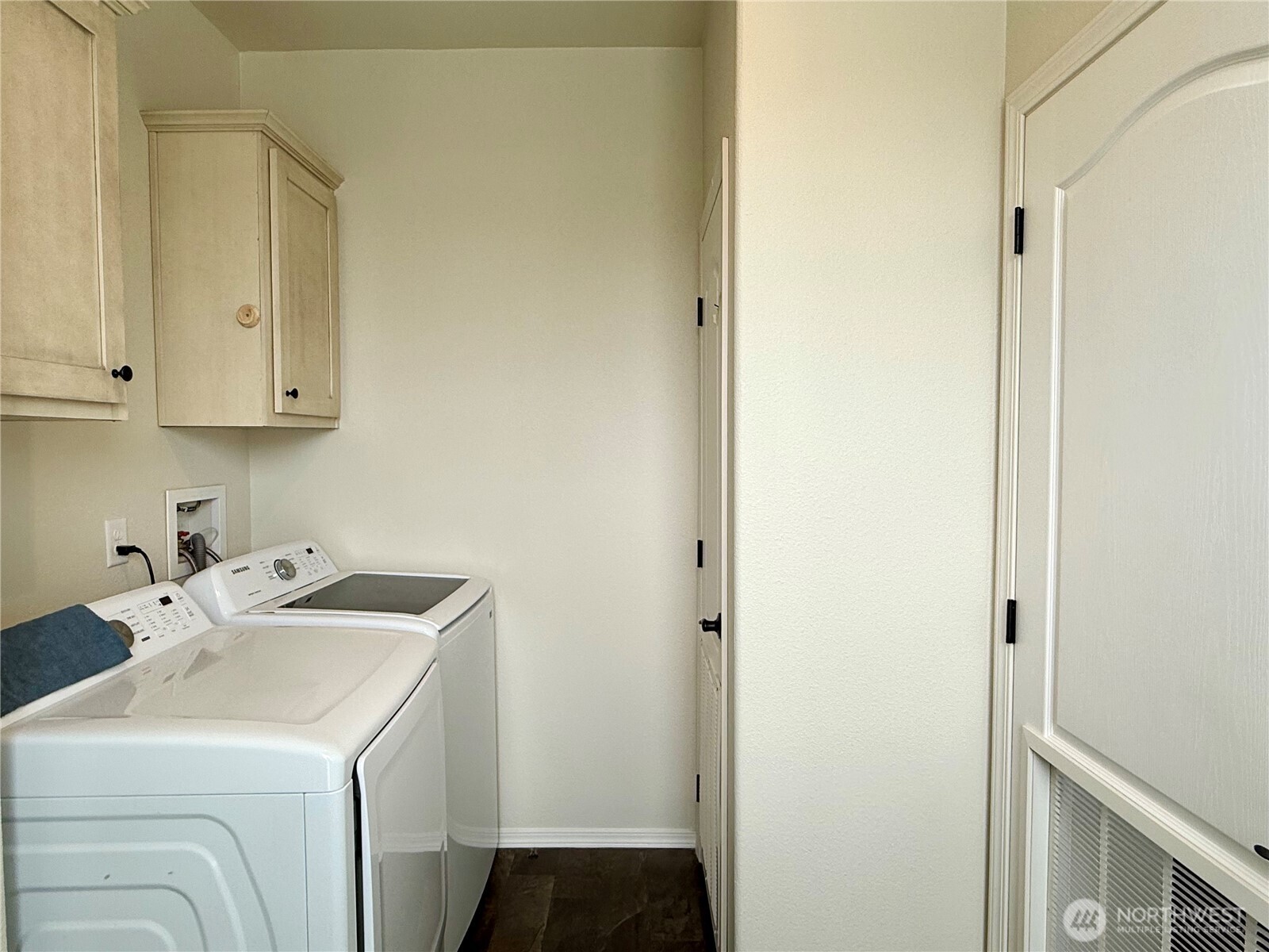 607 37th Street 99a Property Photo 13