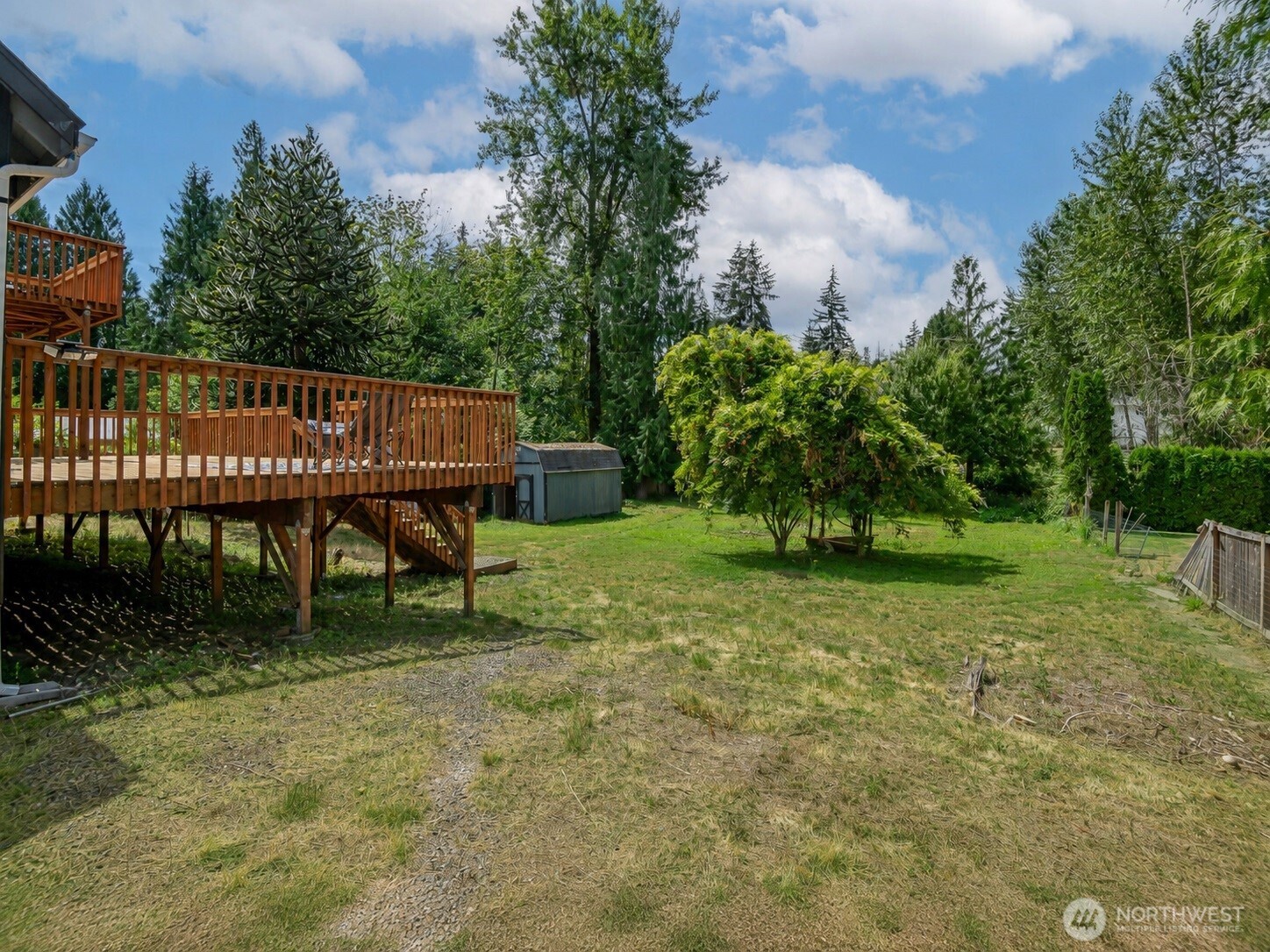 9515 208th Avenue Property Photo 23