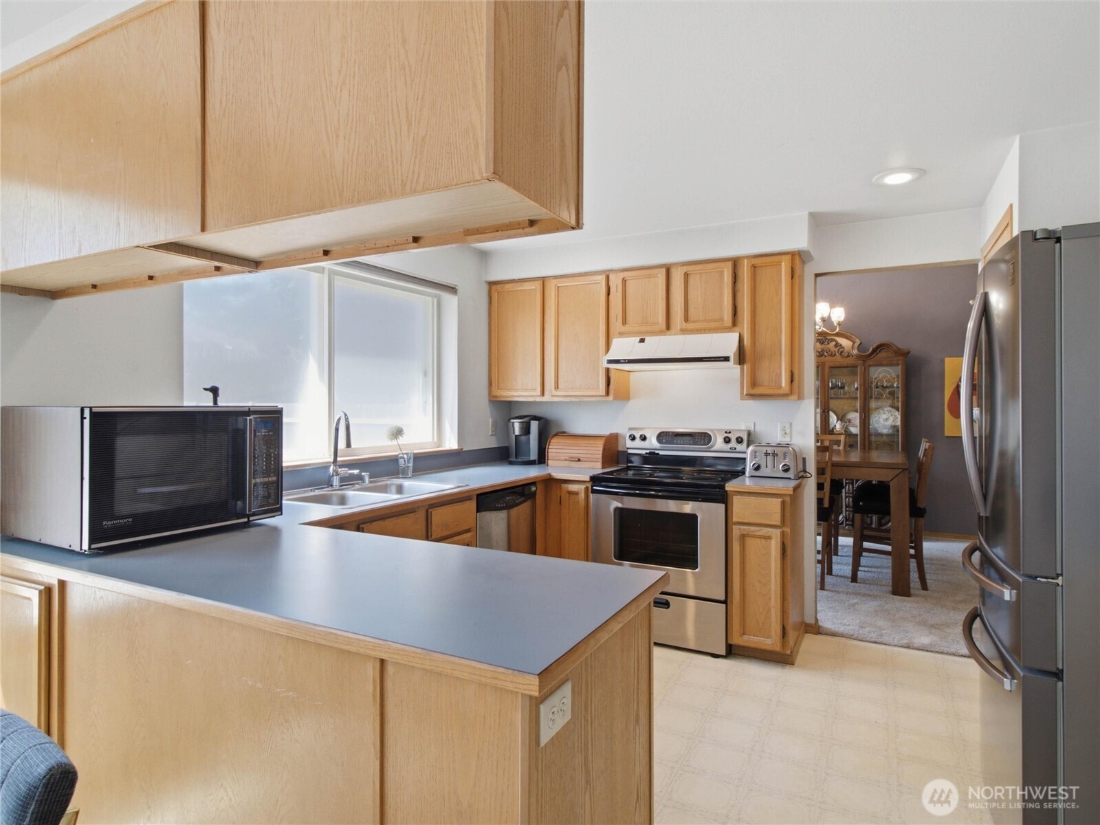1239 S 236th Place Property Photo 12