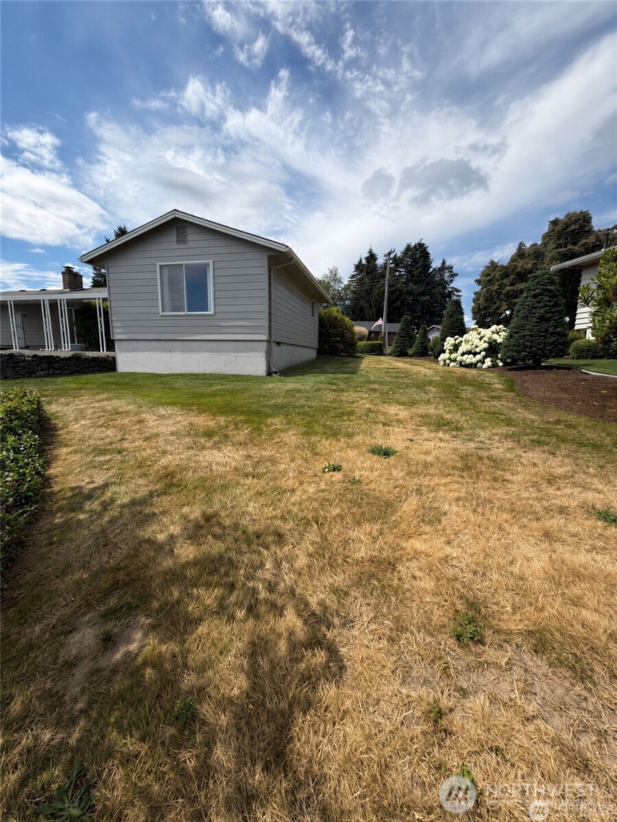 2305 126th Avenue Ct Property Photo 26