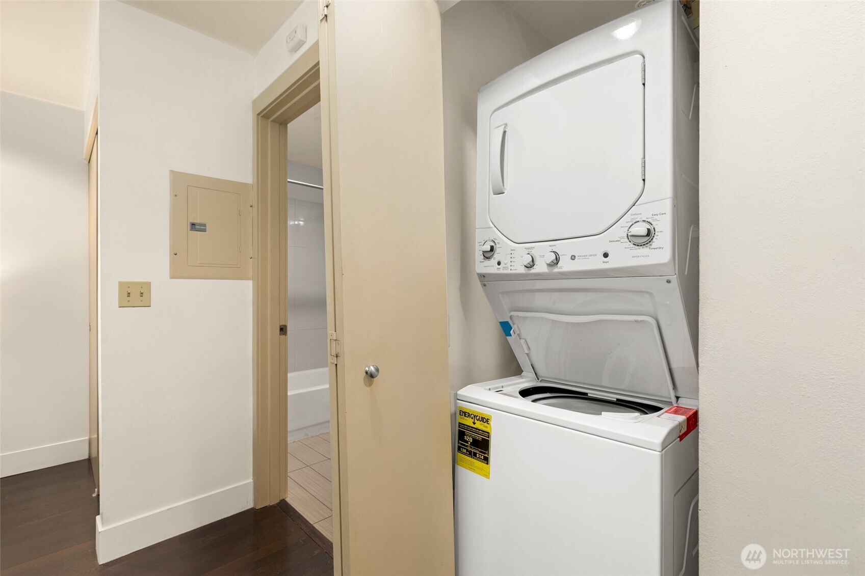 1711 E Olive Way 308 Property Photo 16