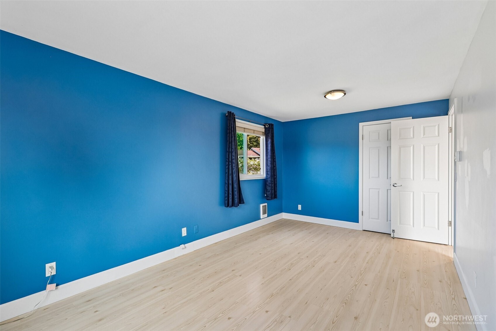 895 Prairie View Avenue Property Photo 18