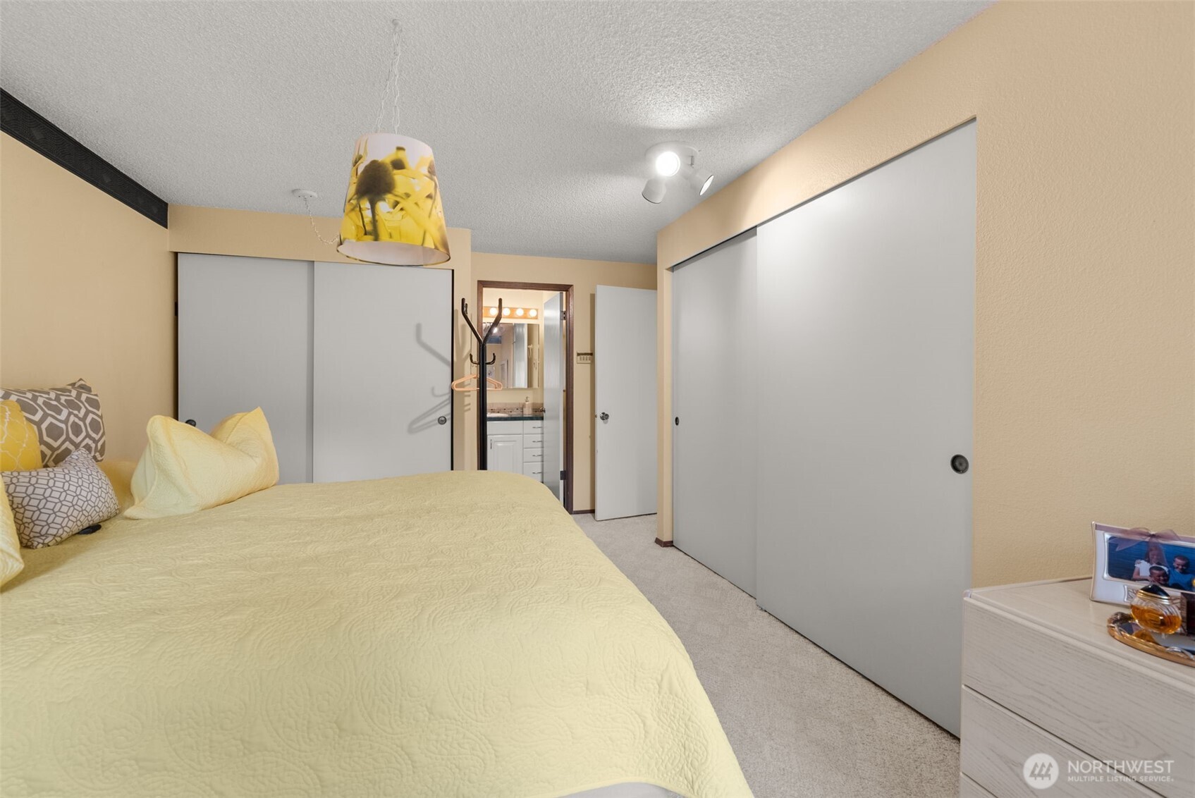 1111 S 249th Place Property Photo 15