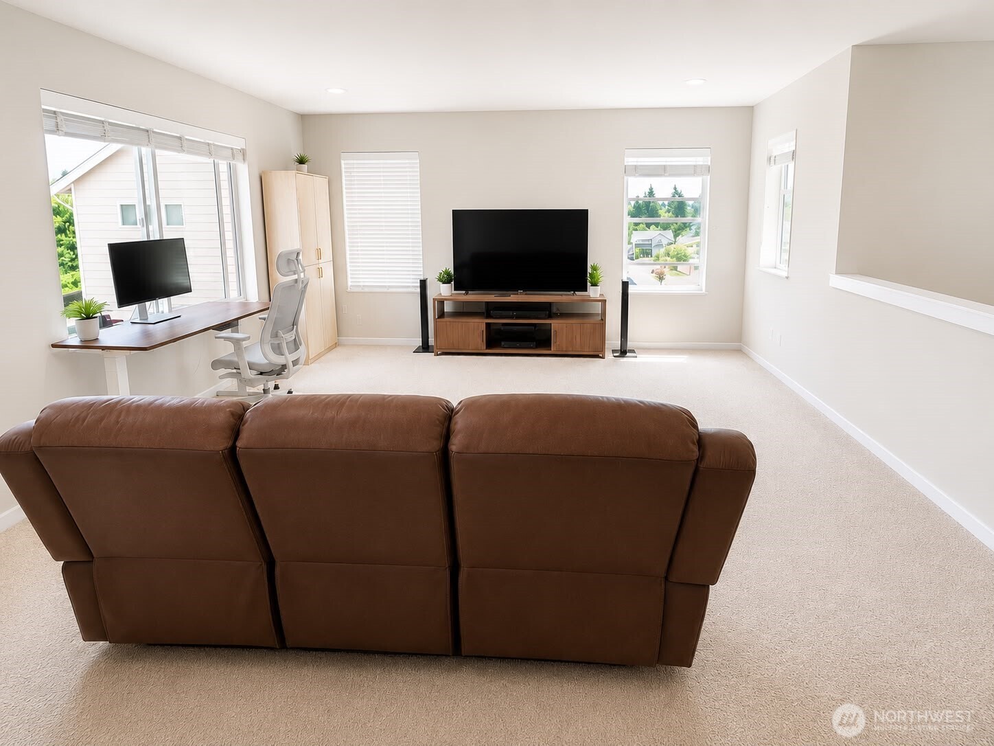 9506 S 235th Place Property Photo 5