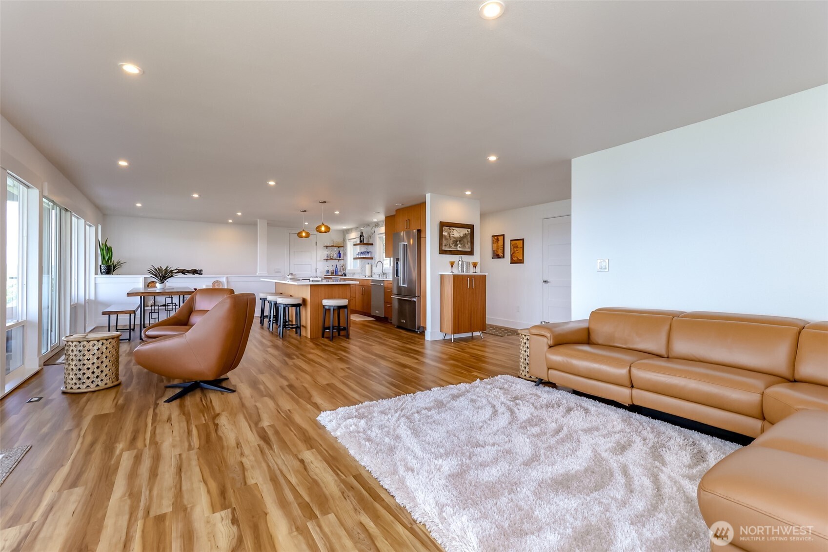 5564 Beverly Avenue Property Photo 16