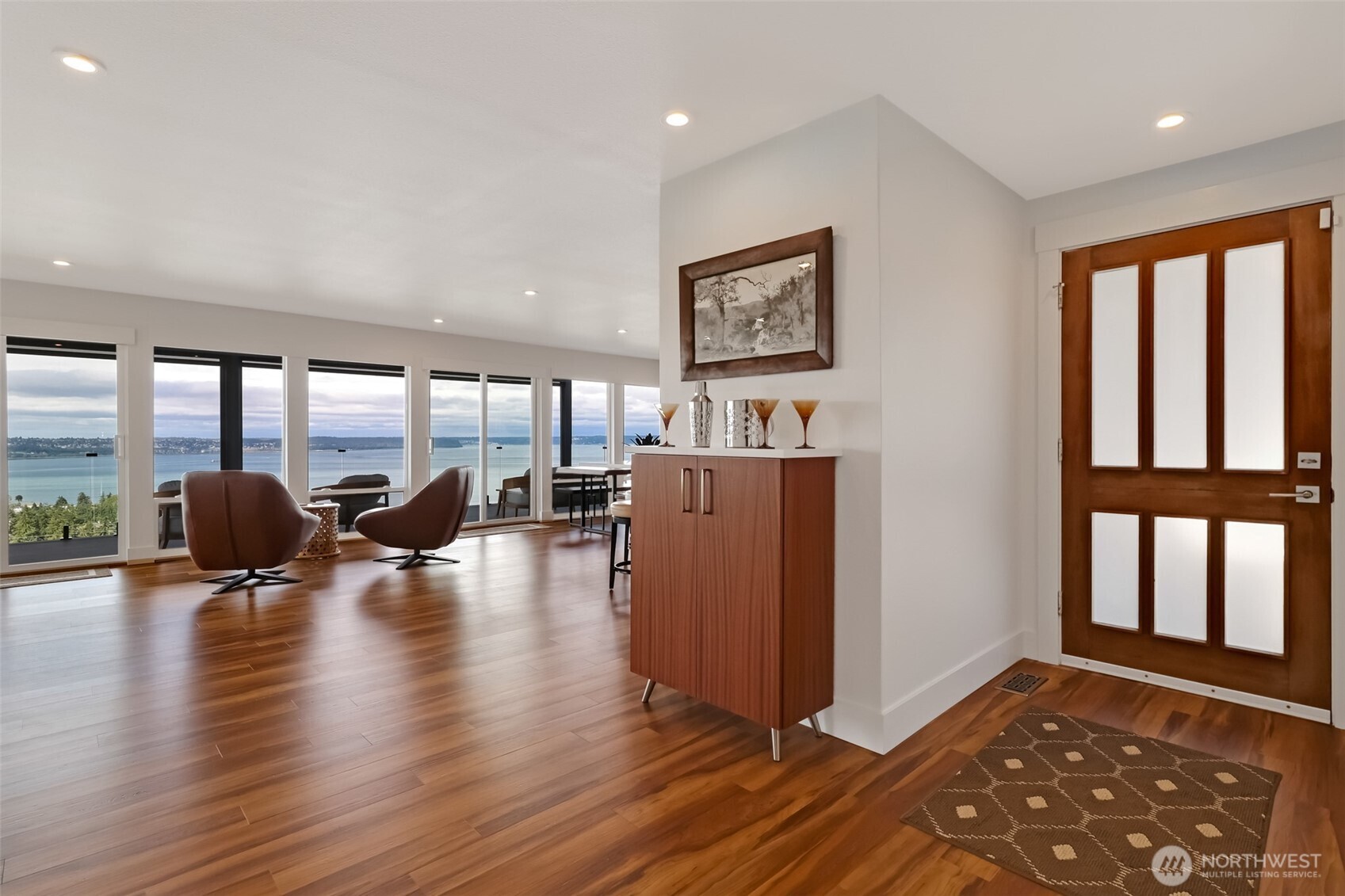 5564 Beverly Avenue Property Photo 18