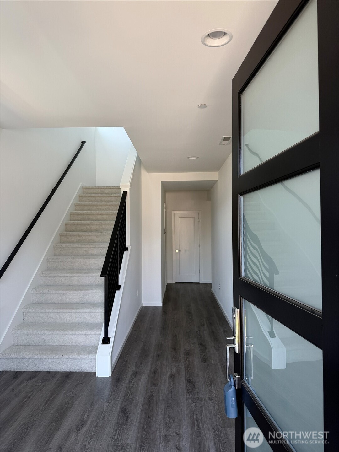 10830 17th Place Se Property Photo 2