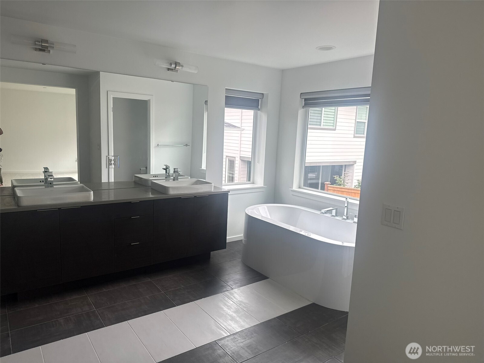 10830 17th Place Se Property Photo 17