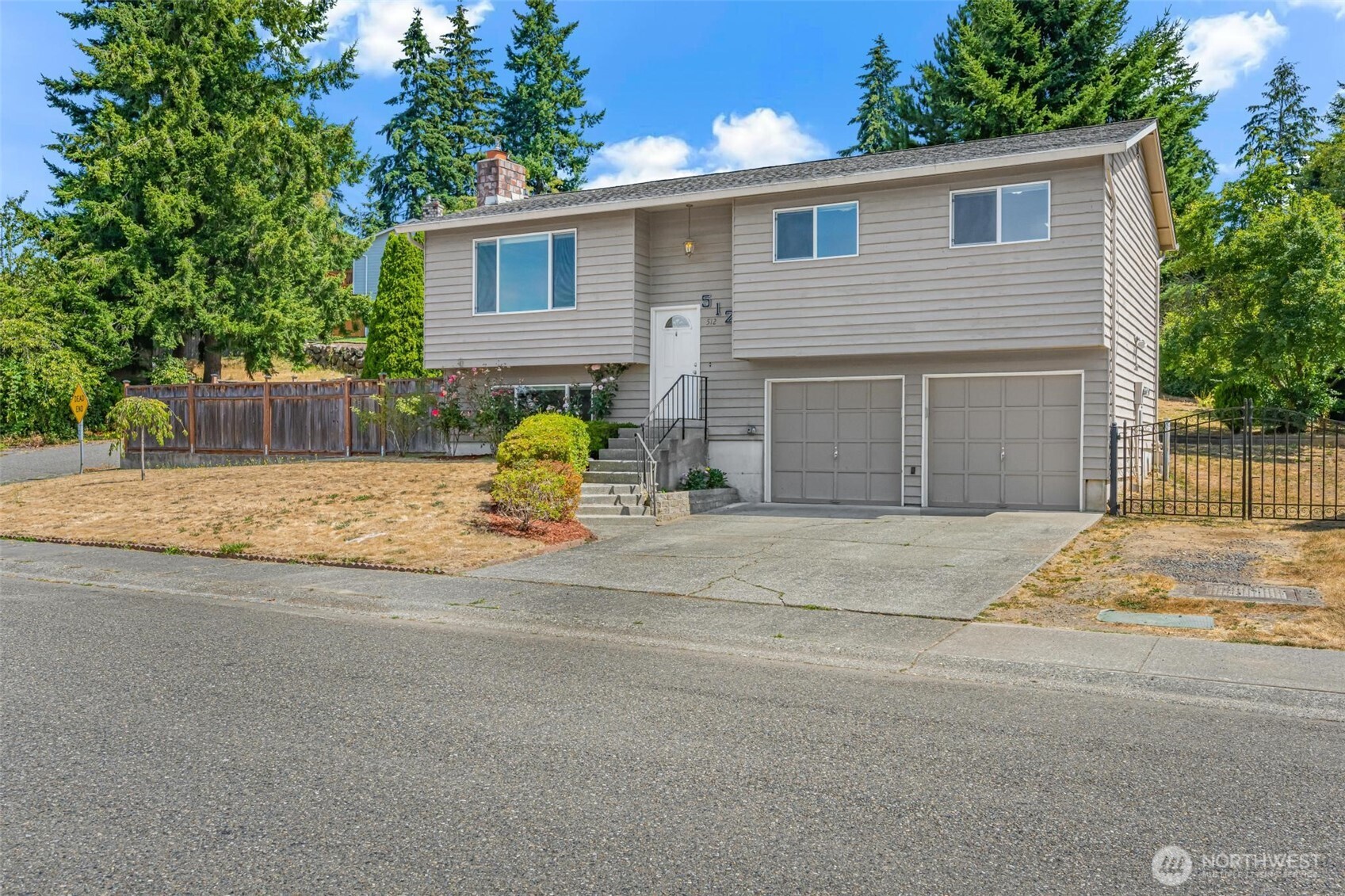512 Veralene Way Property Photo 3