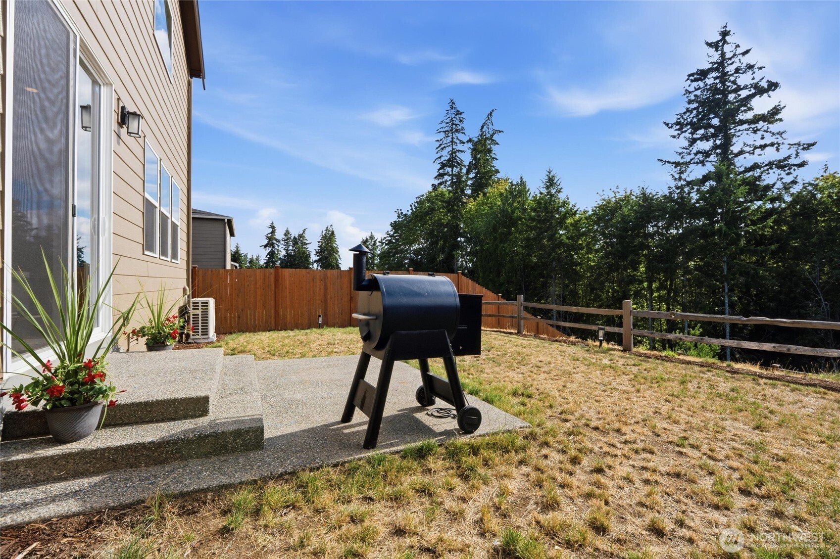1685 Ne Halden Glen Drive Property Photo 31