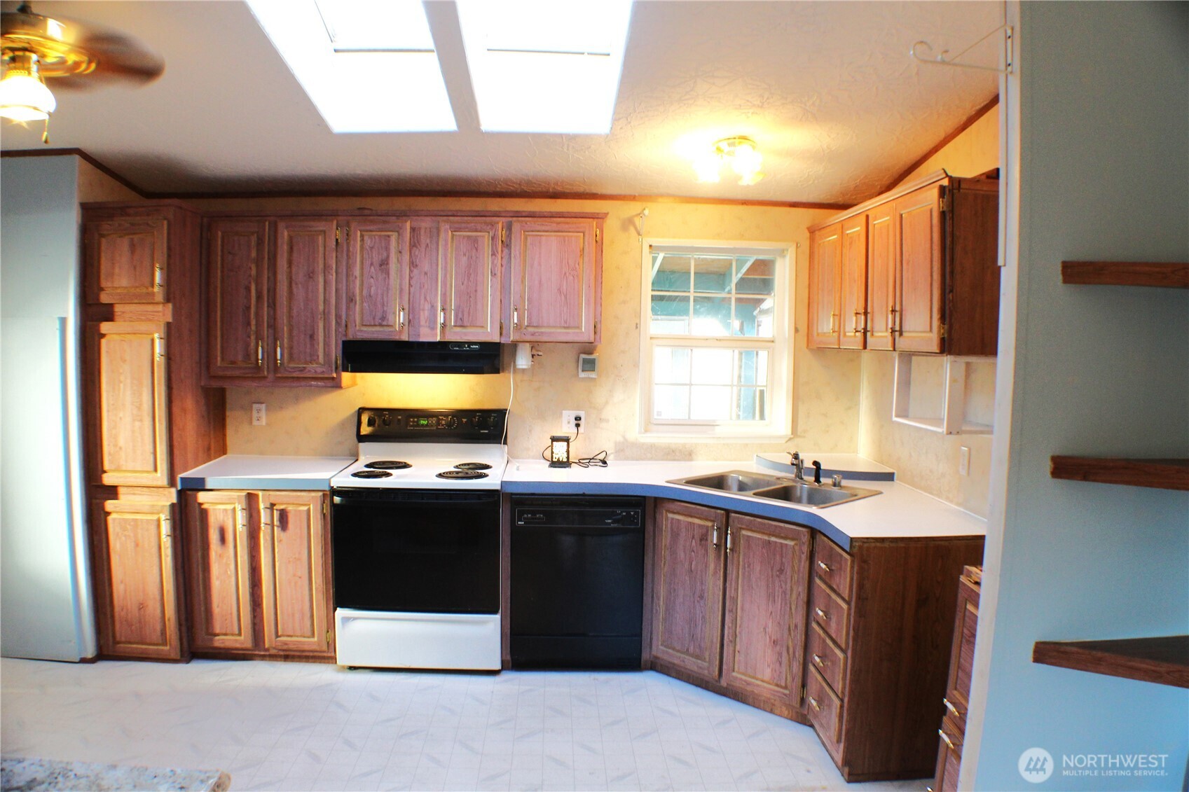 1529 Bishop Rd. D Property Photo 13