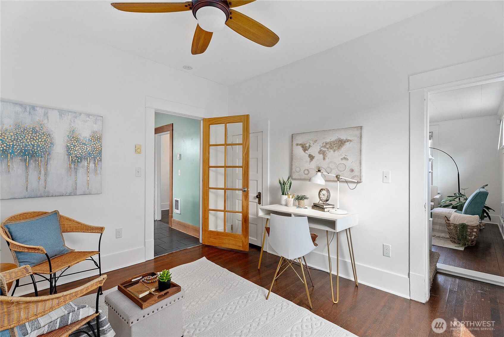 1208 S Oakes Street Property Photo 10