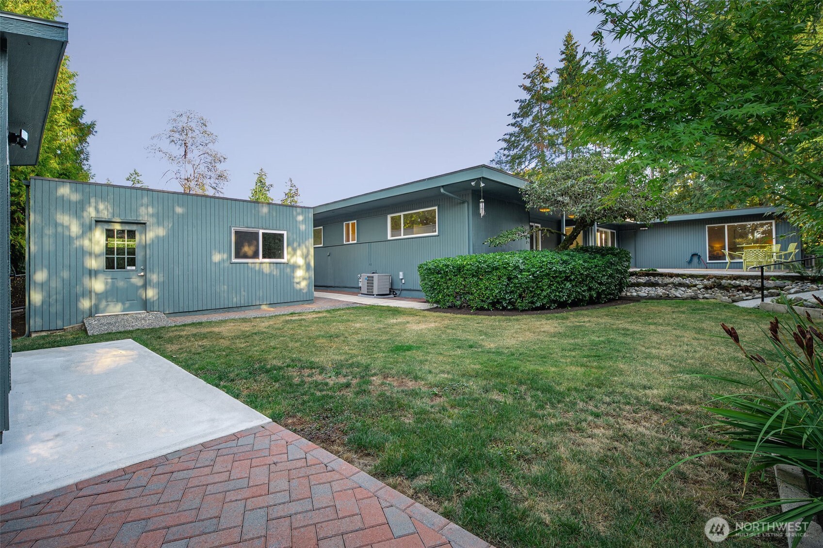15805 64th Avenue Property Photo 35