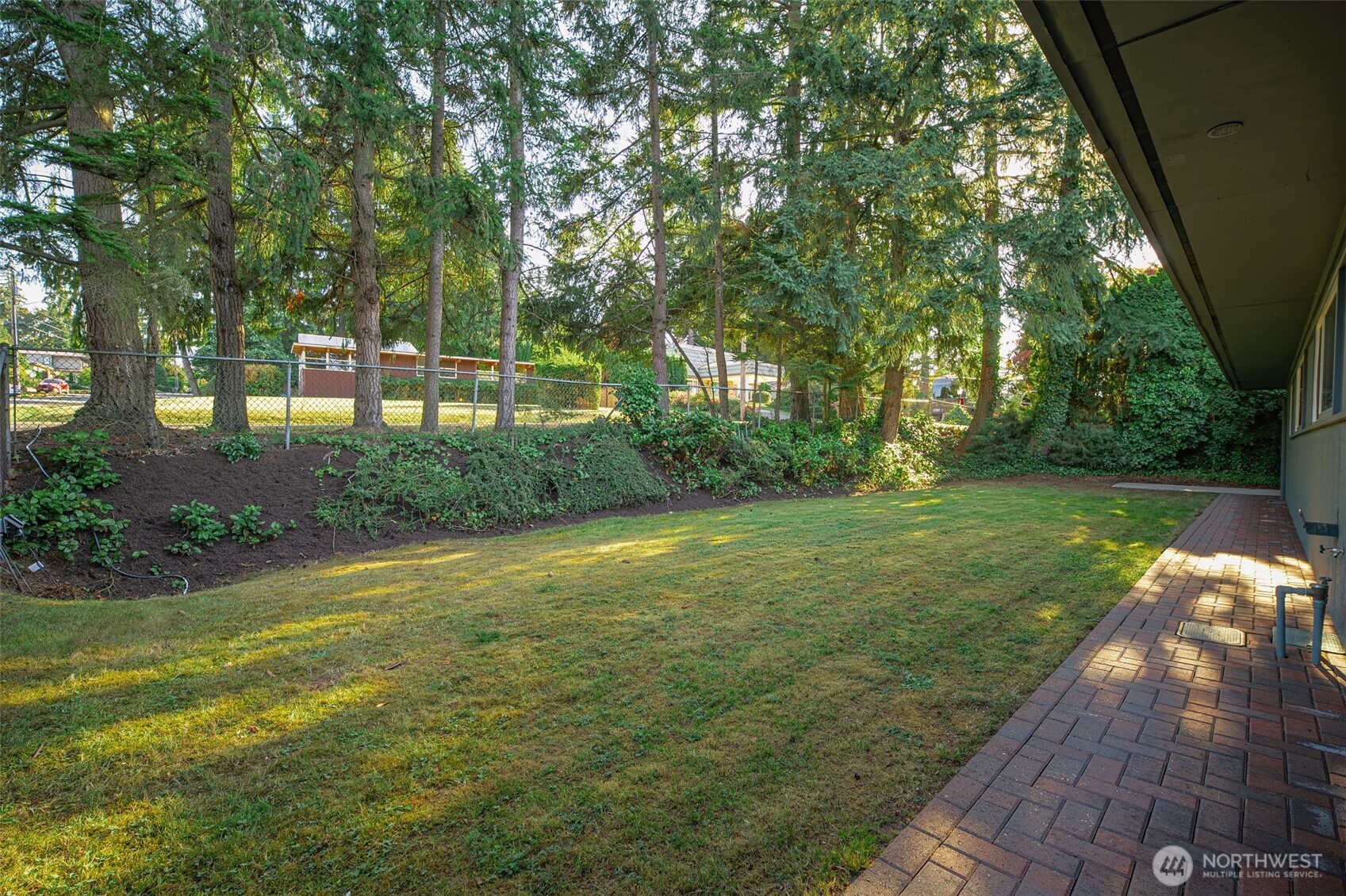 15805 64th Avenue Property Photo 38