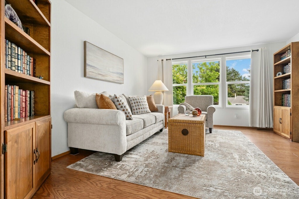 27807 129th Place Property Photo 7