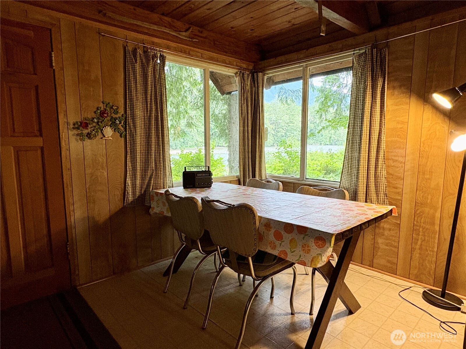 58633 Floral Lane Property Photo 7