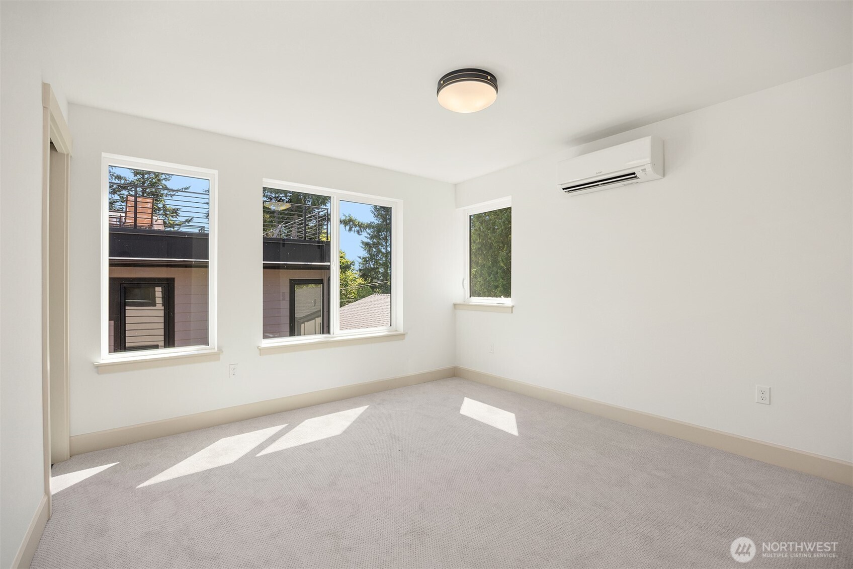 1255 Ne 100th Street Property Photo 11