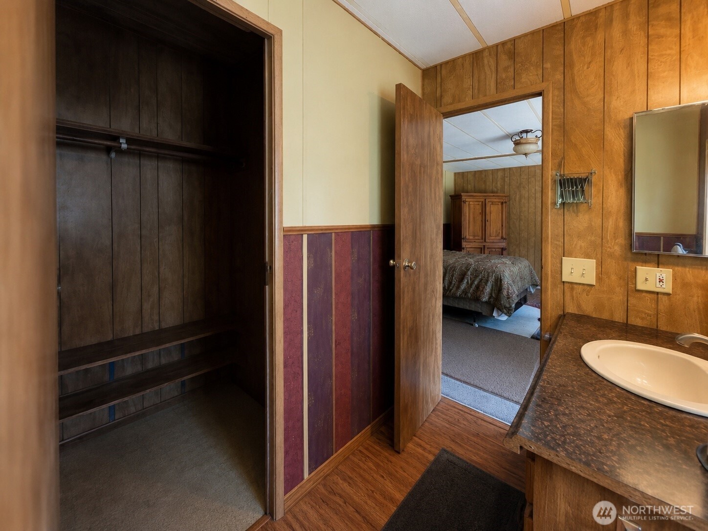 701 Edgewood Avenue Property Photo 25