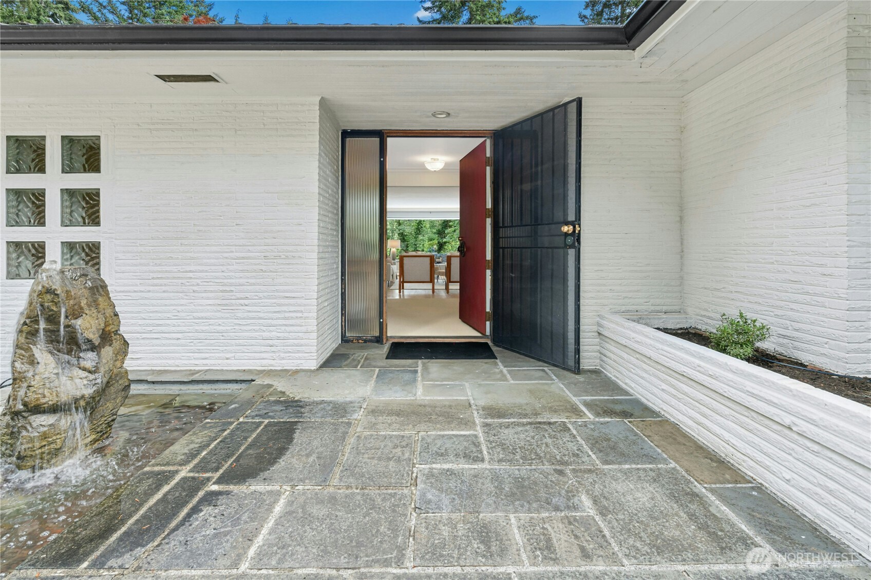 18411 40th Place Property Photo 1