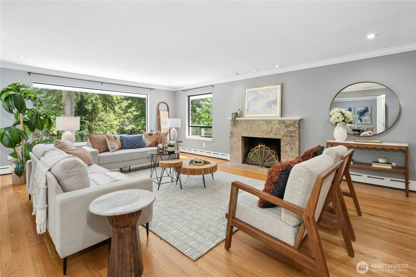 18411 40th Place Property Photo 4