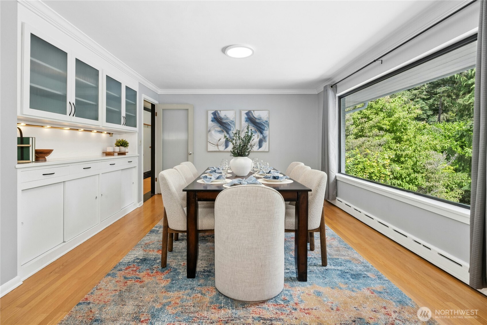 18411 40th Place Property Photo 6