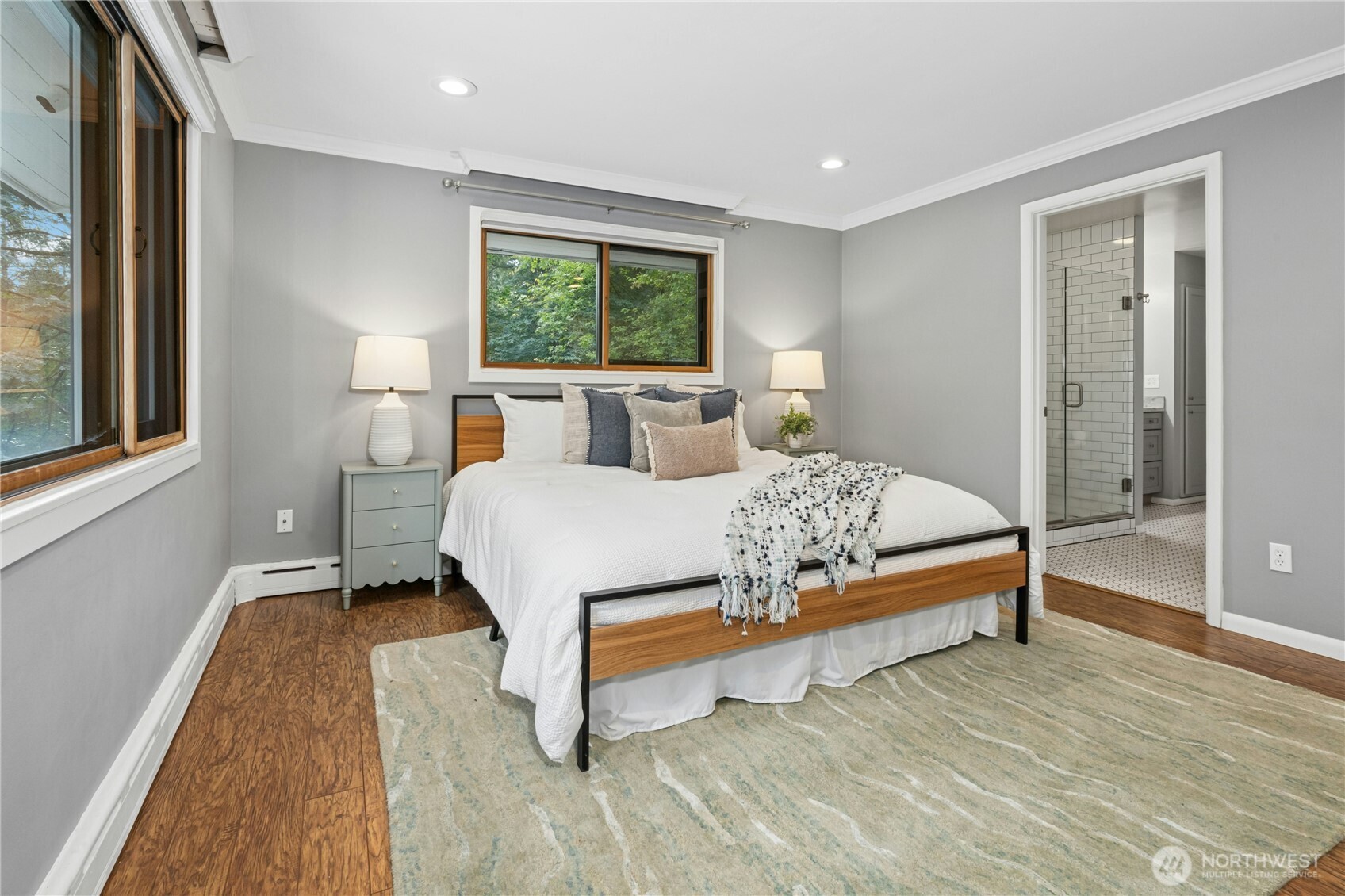 18411 40th Place Property Photo 11