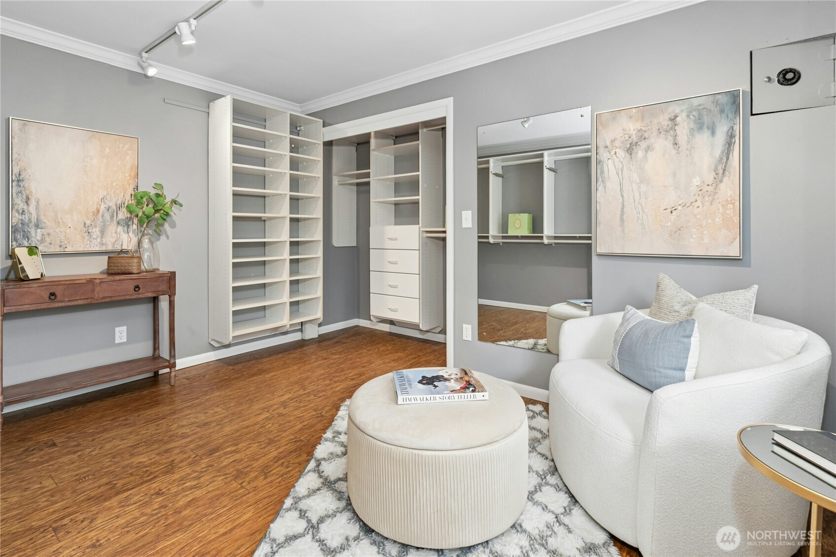 18411 40th Place Property Photo 13