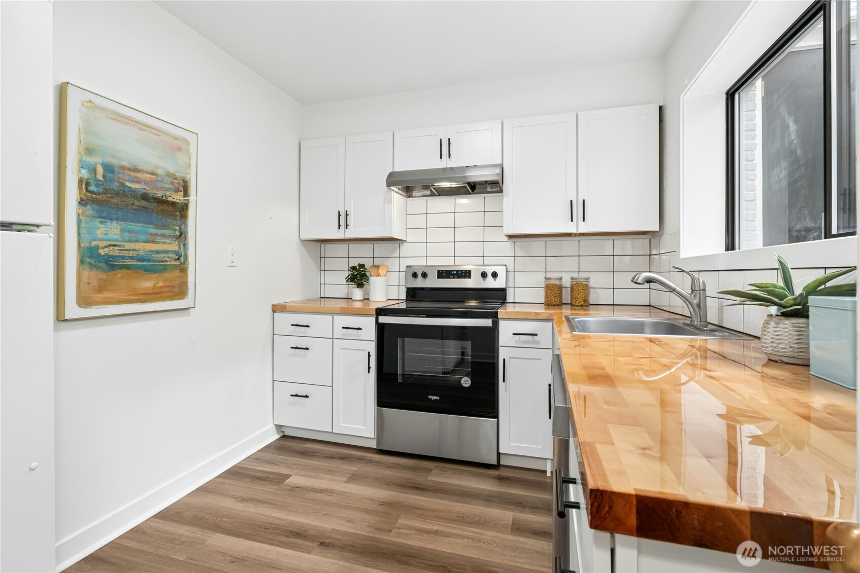 18411 40th Place Property Photo 19