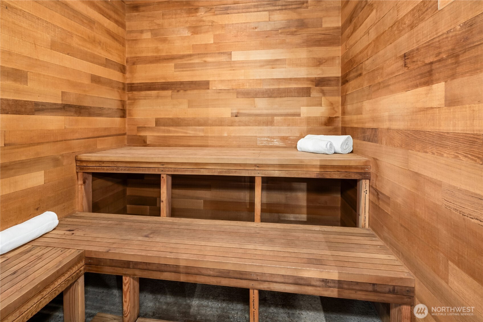 18411 40th Place Property Photo 31