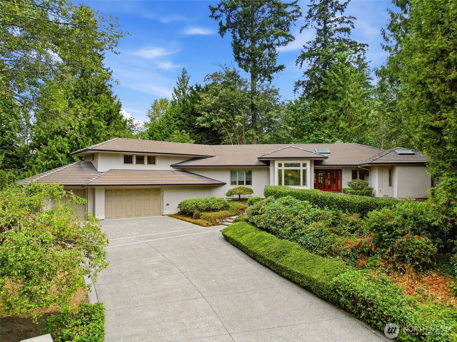 16102 Se Cougar Mountain Way Property Photo 1