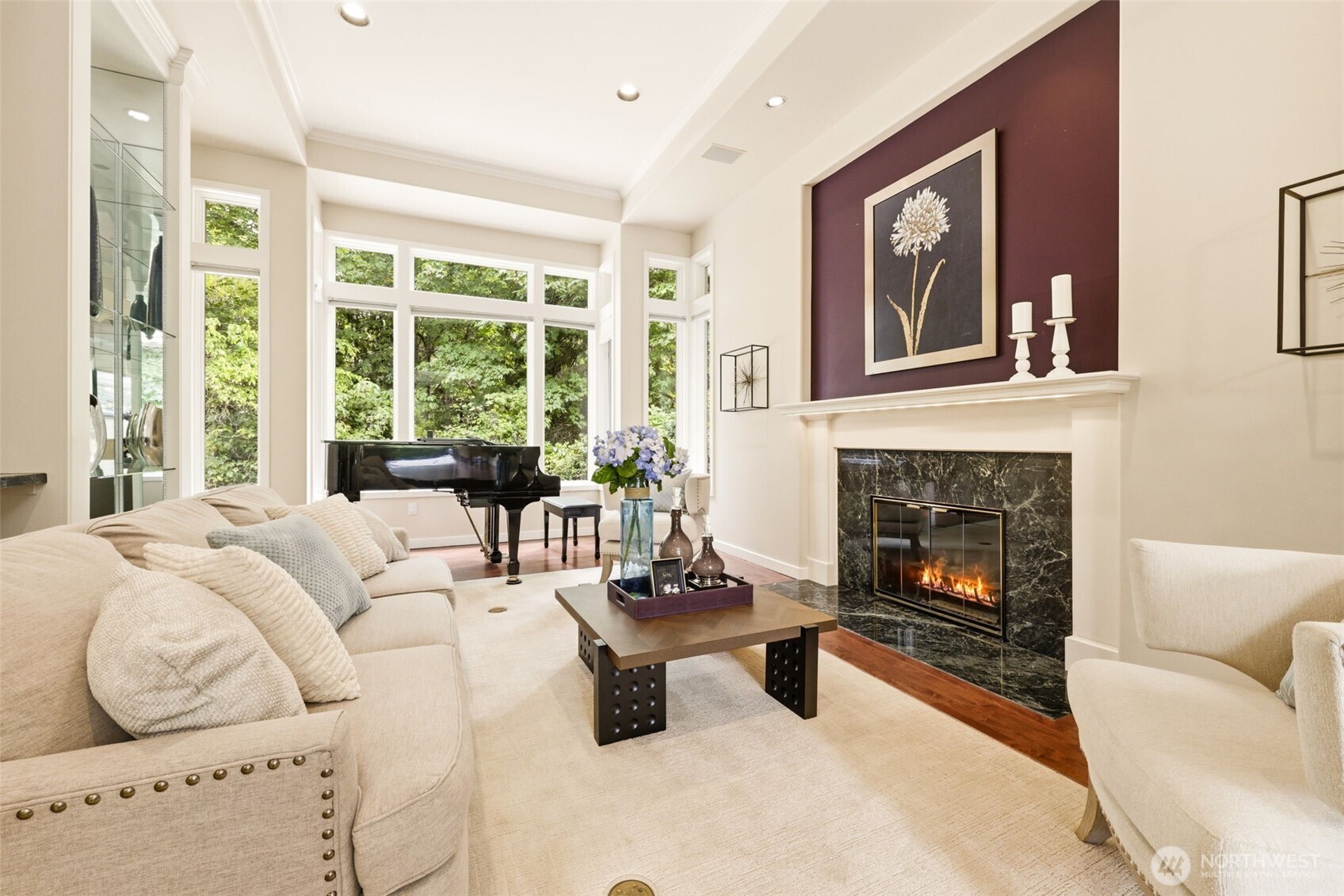16102 Se Cougar Mountain Way Property Photo 5