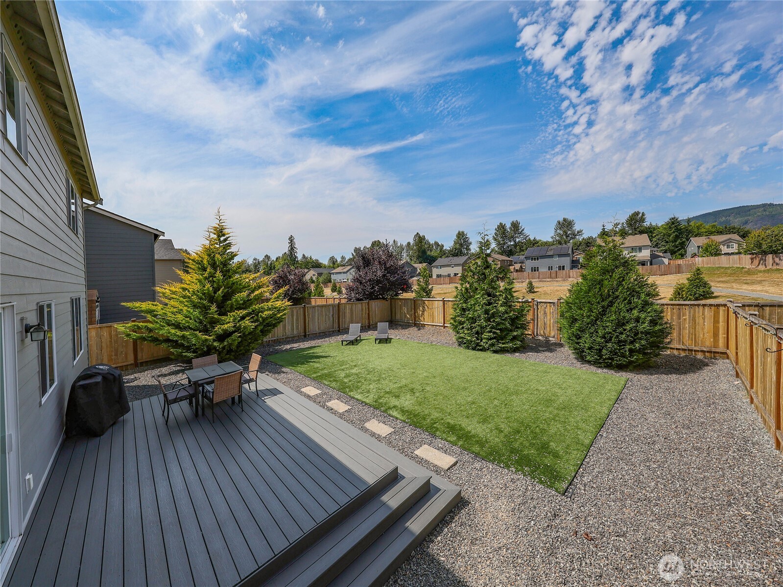 17701 Maple Street Property Photo 3