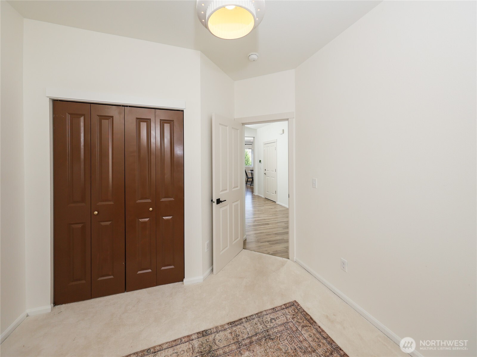 17701 Maple Street Property Photo 5
