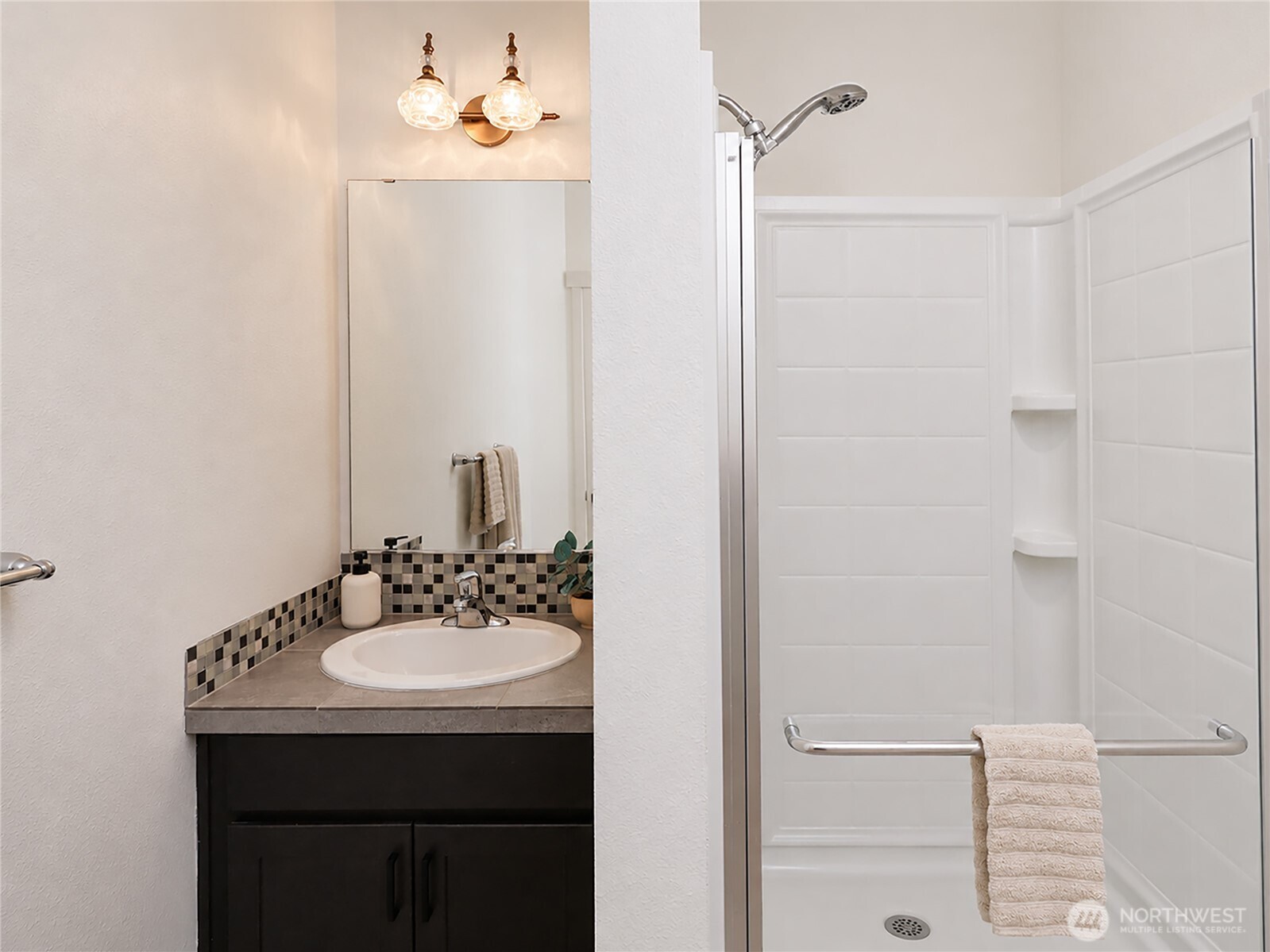 17701 Maple Street Property Photo 8
