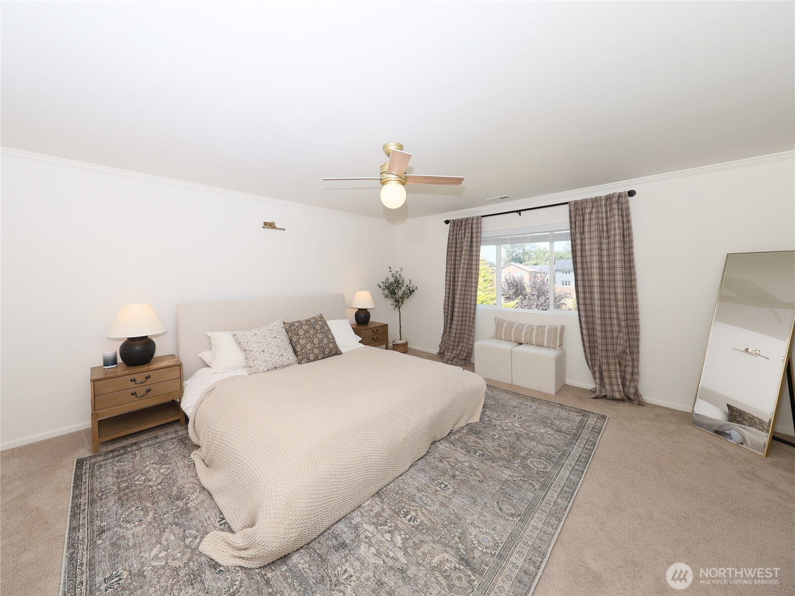 17701 Maple Street Property Photo 8