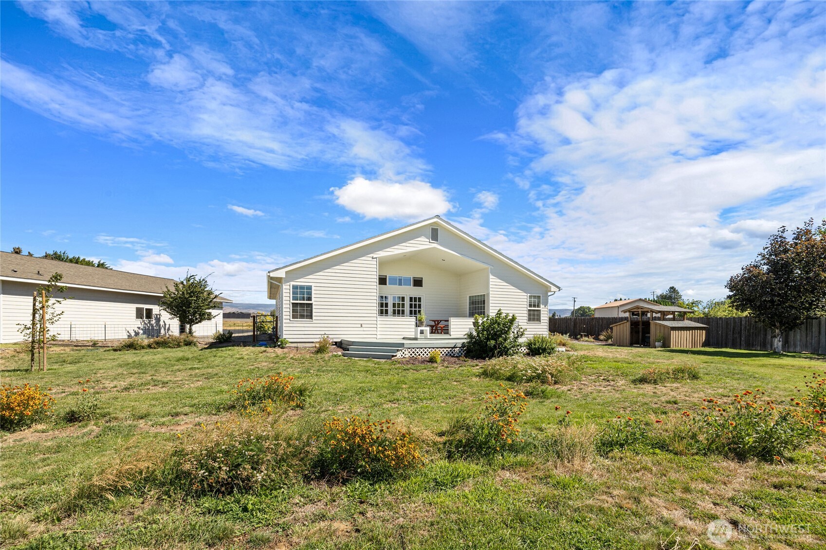 2430 Vantage Highway Property Photo 23