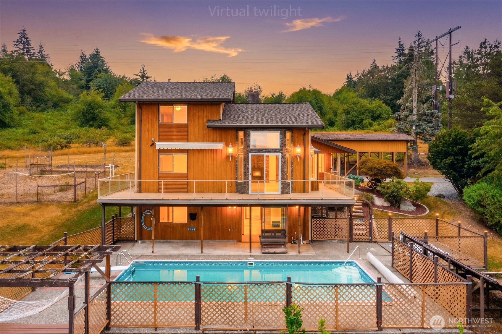 7825 92nd Place Property Photo 3