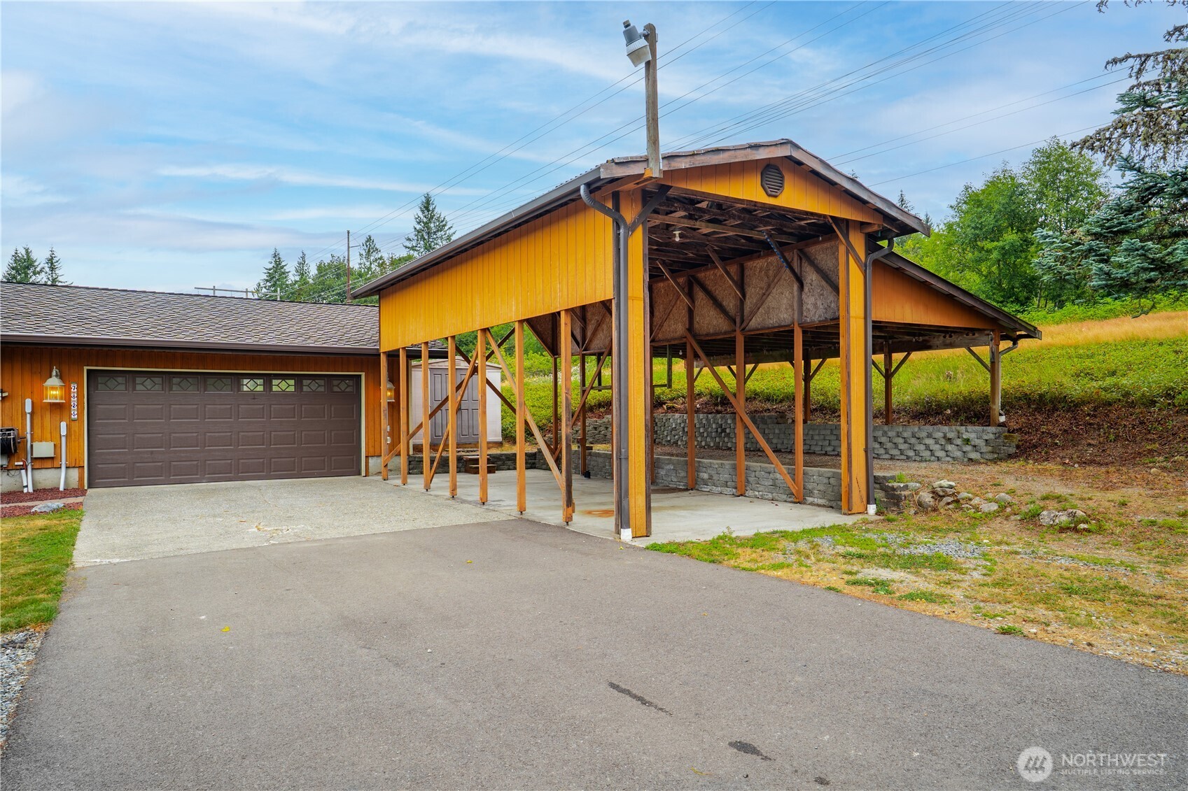 7825 92nd Place Property Photo 31