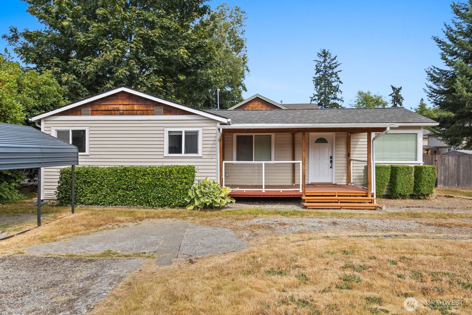 15507 56th Avenue Property Photo 1