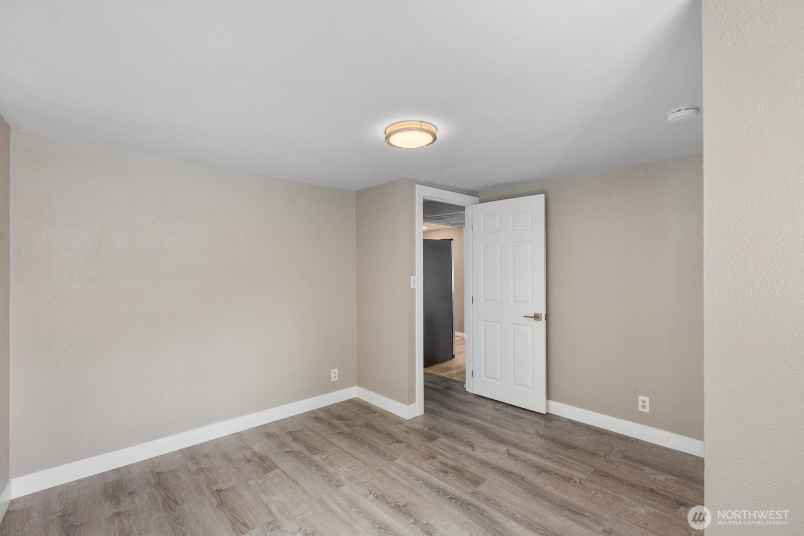 15507 56th Avenue Property Photo 13