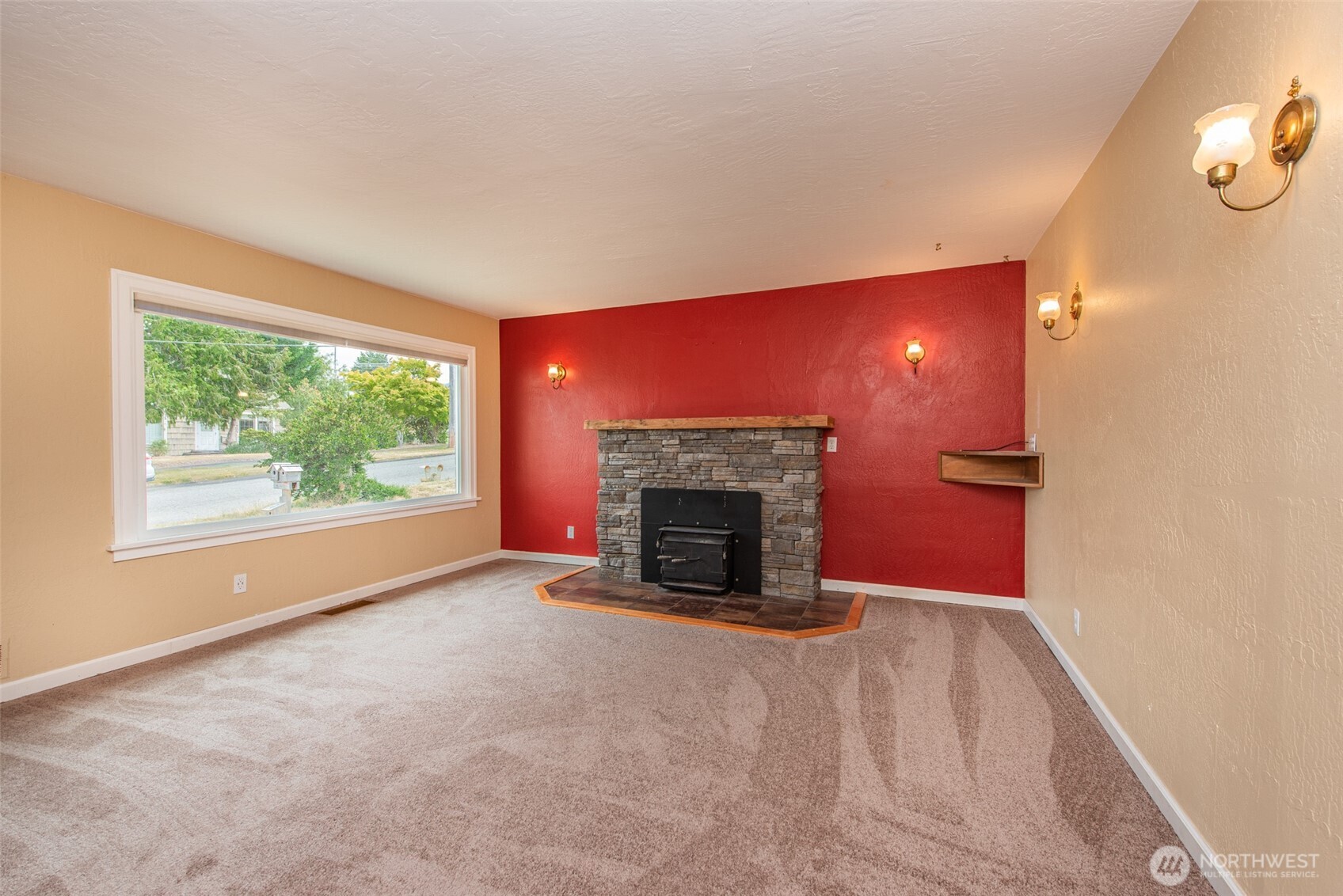 1316 S Laurel Street Property Photo 4