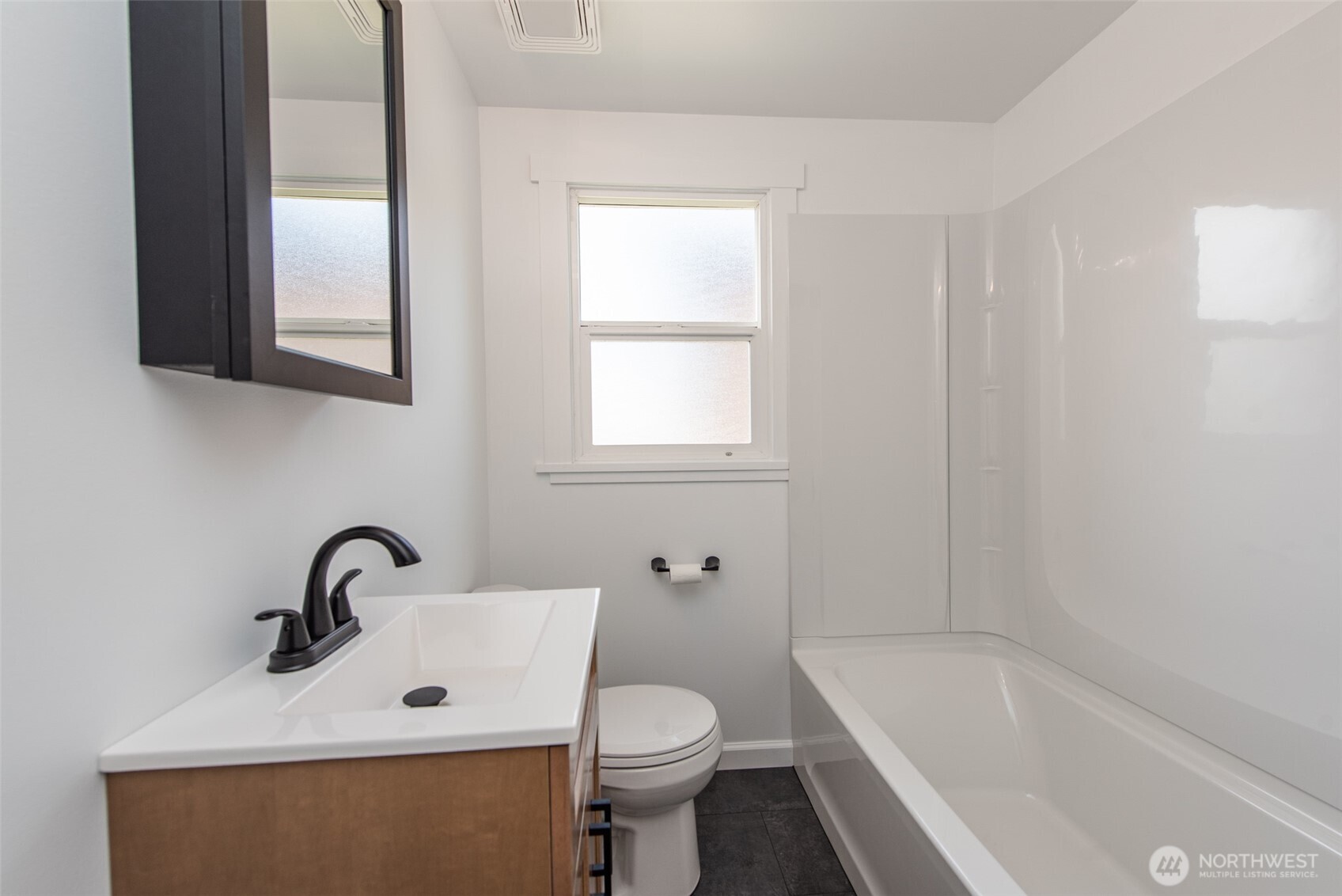 1316 S Laurel Street Property Photo 6