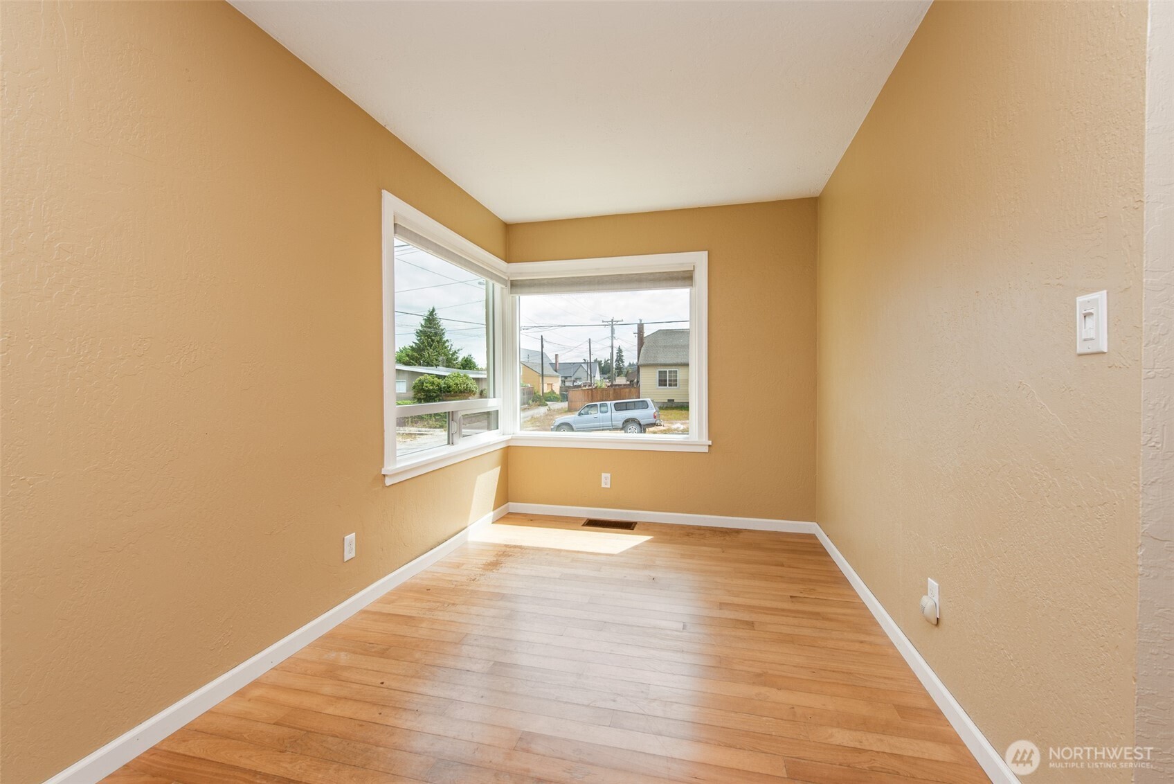 1316 S Laurel Street Property Photo 8