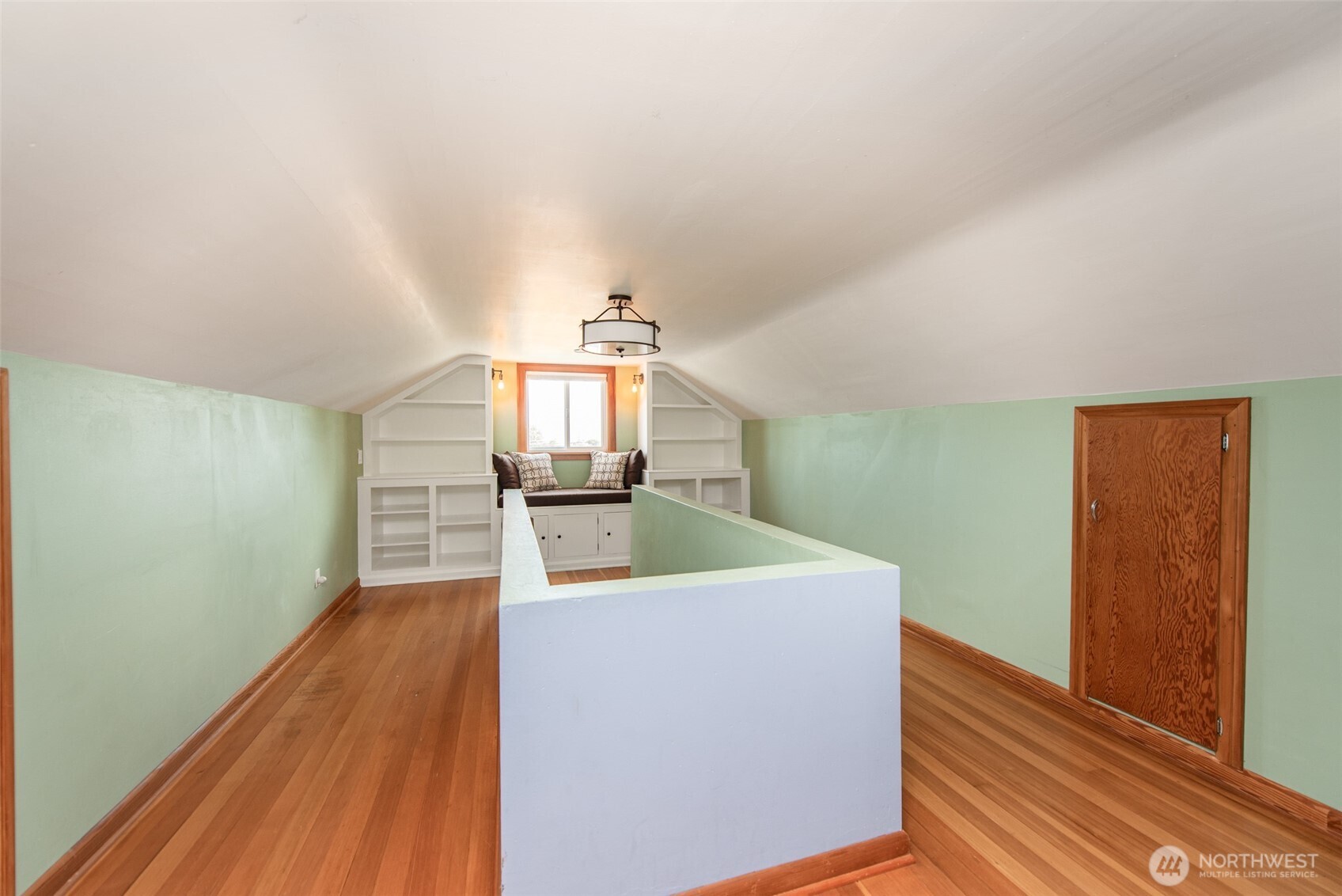 1316 S Laurel Street Property Photo 12