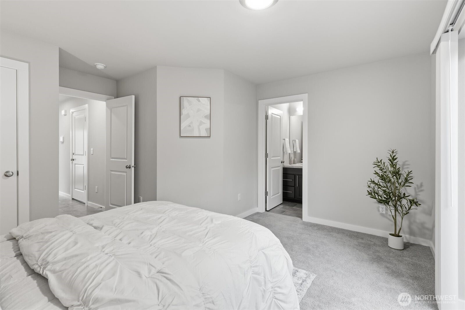 309 207th Place Property Photo 21
