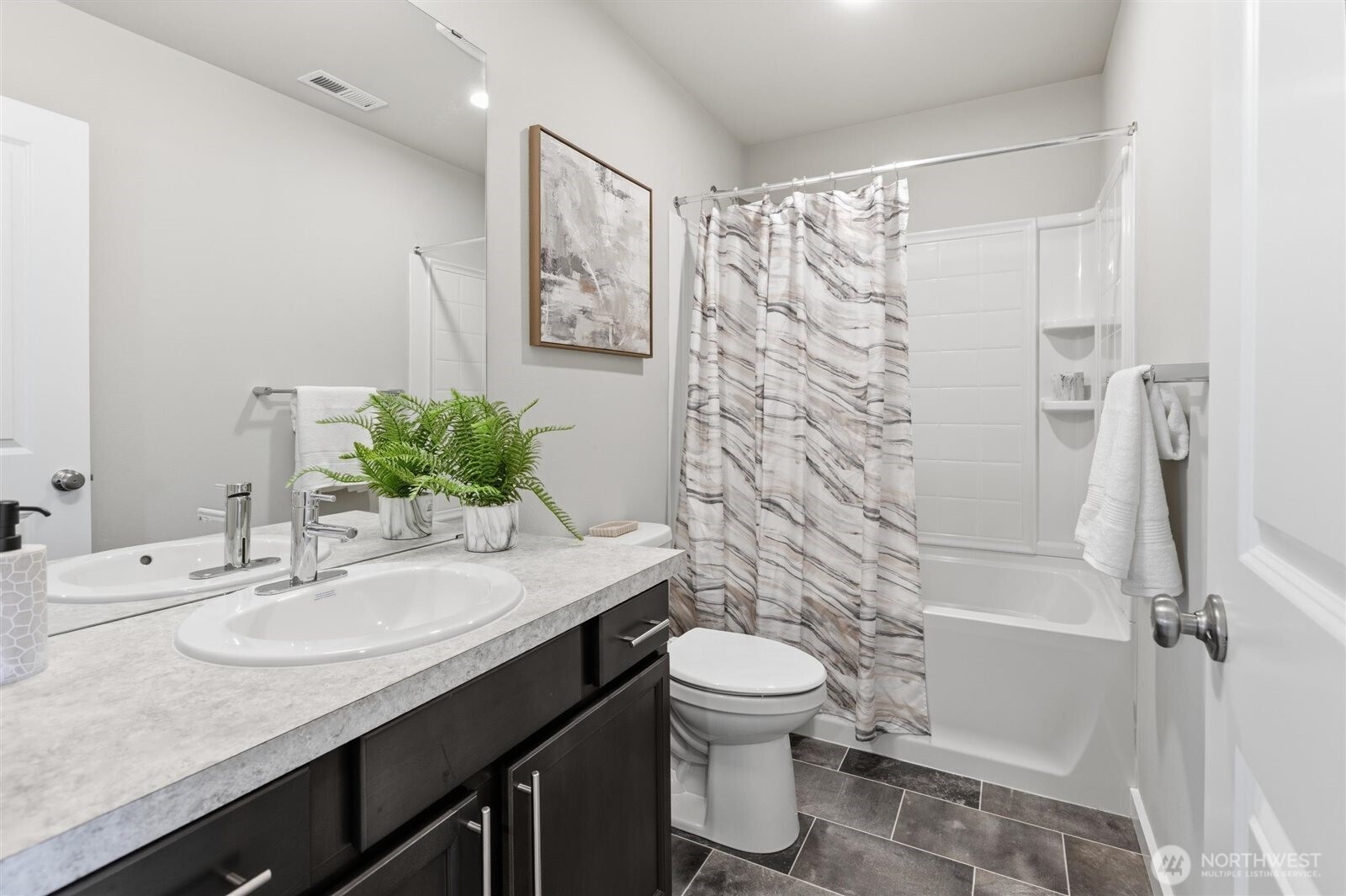 309 207th Place Property Photo 31