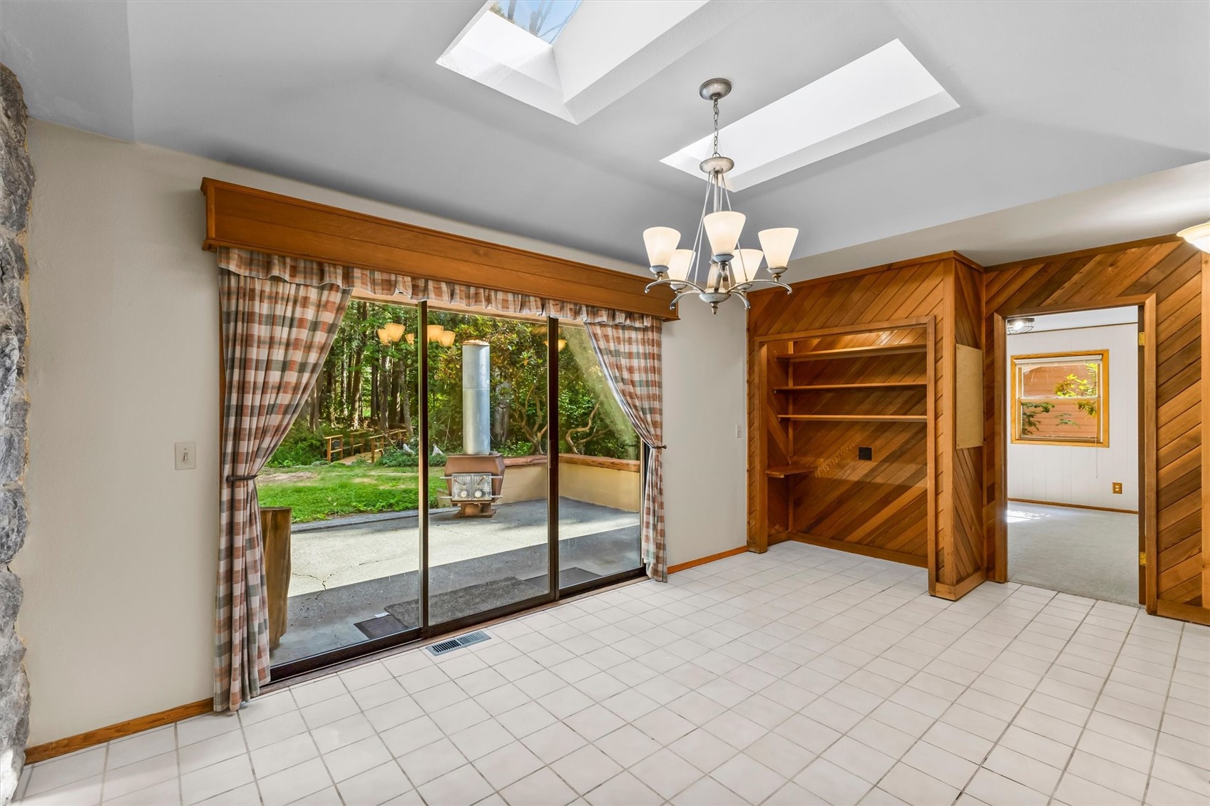 4416 Sweet Road Property Photo 8