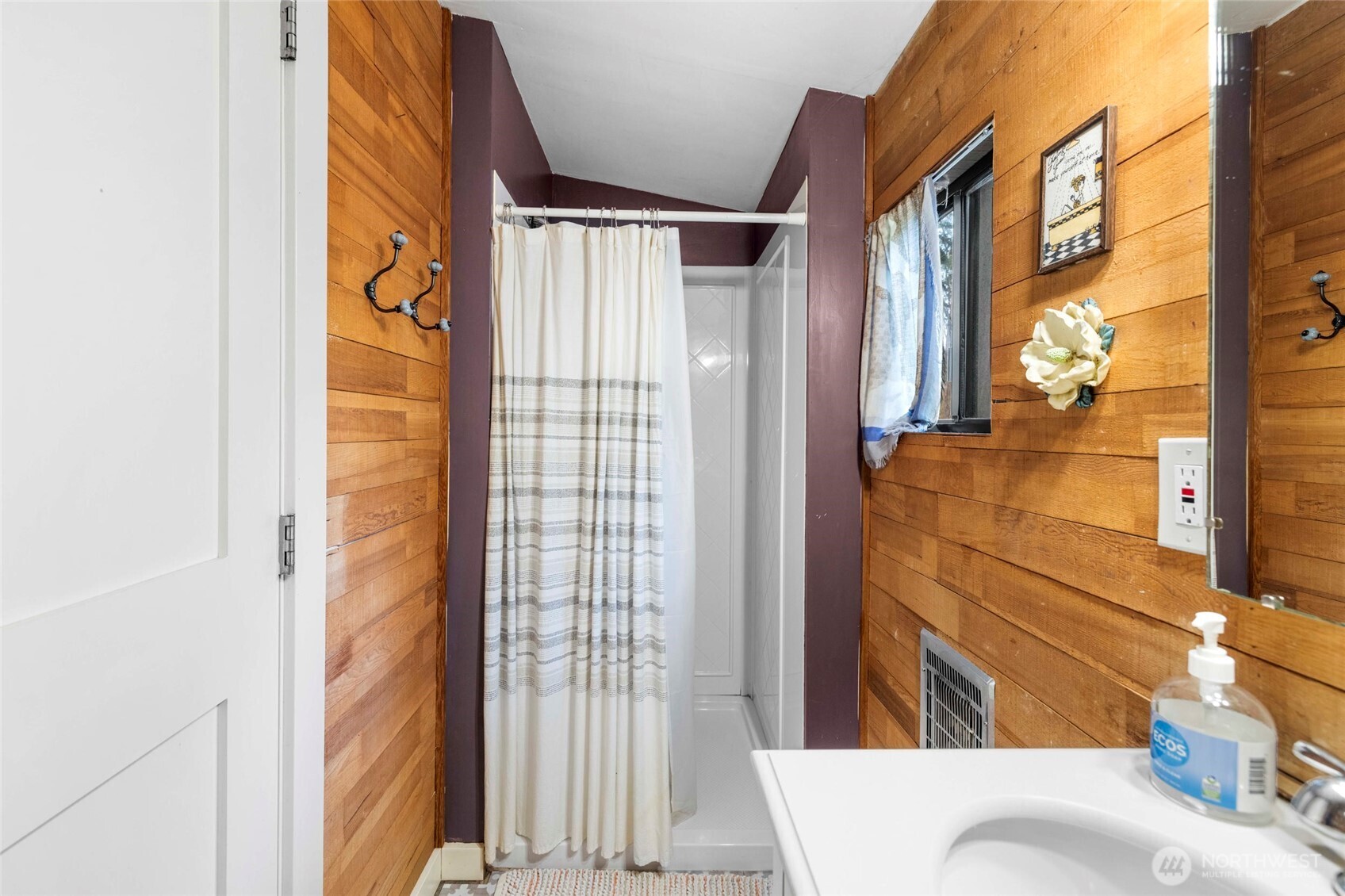 16763 Chilberg Avenue Property Photo 8
