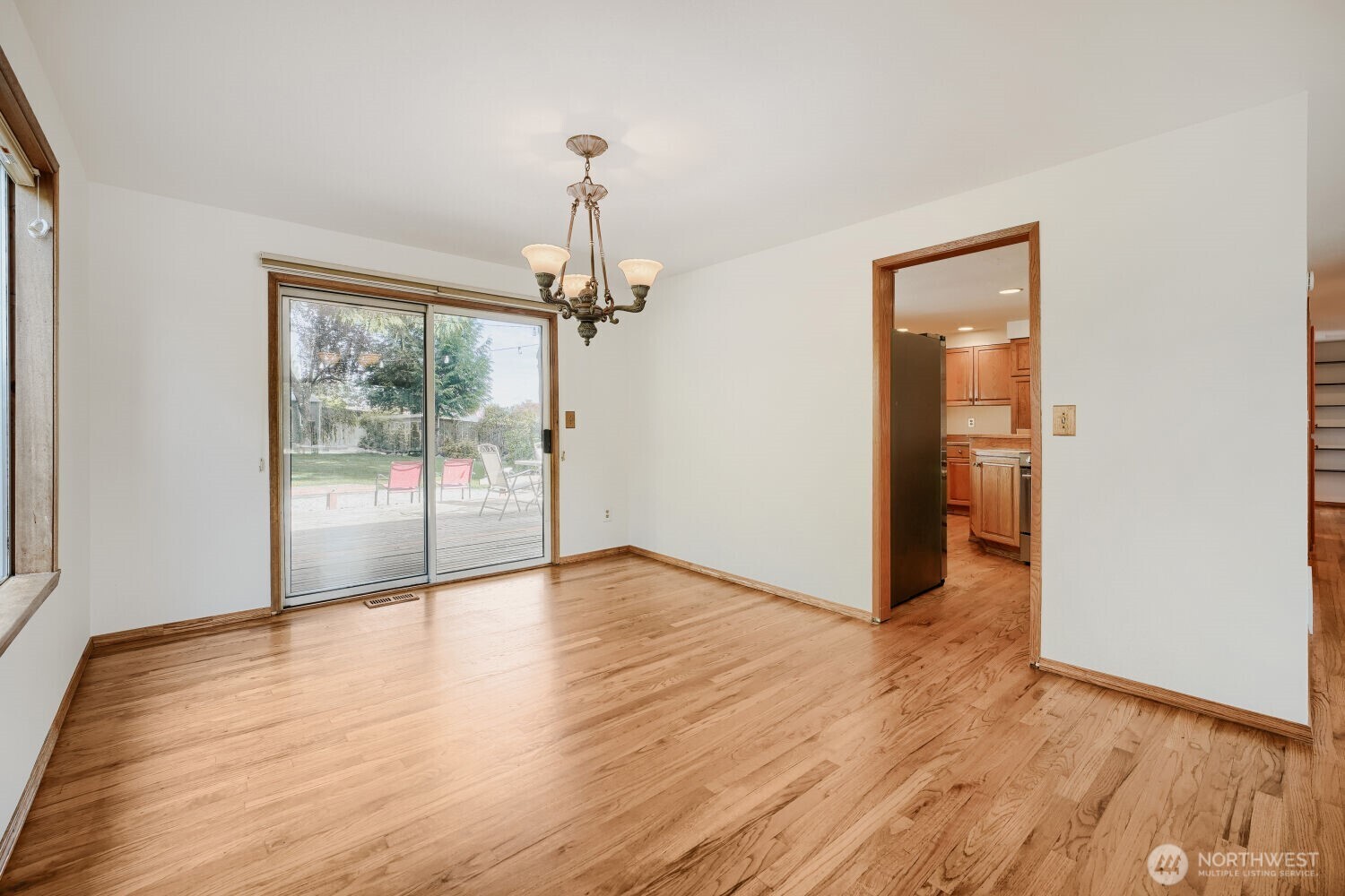 28605 51st Place Property Photo 7
