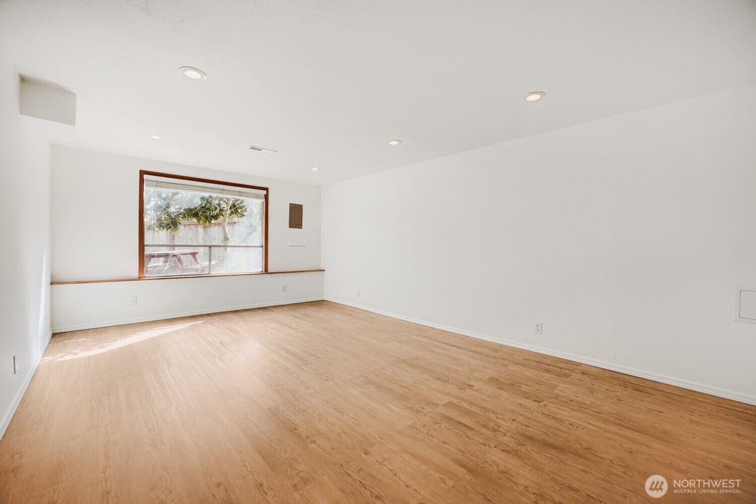 28605 51st Place Property Photo 19